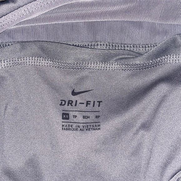 Nike gray running shorts - Picture 4 of 5